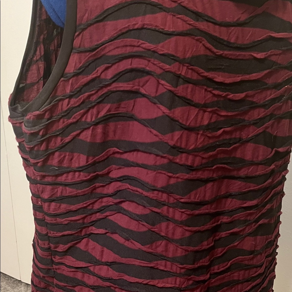 I C Collection Sleeveless Burgundy and Black Tank Top with Cowl Neck - XXL - Picture 5 of 10